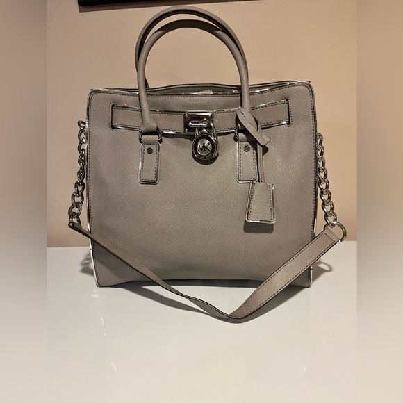 Michael Kors Purse - Picture 1 of 6